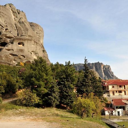 Ananta House Villa Калампака Екстериор снимка