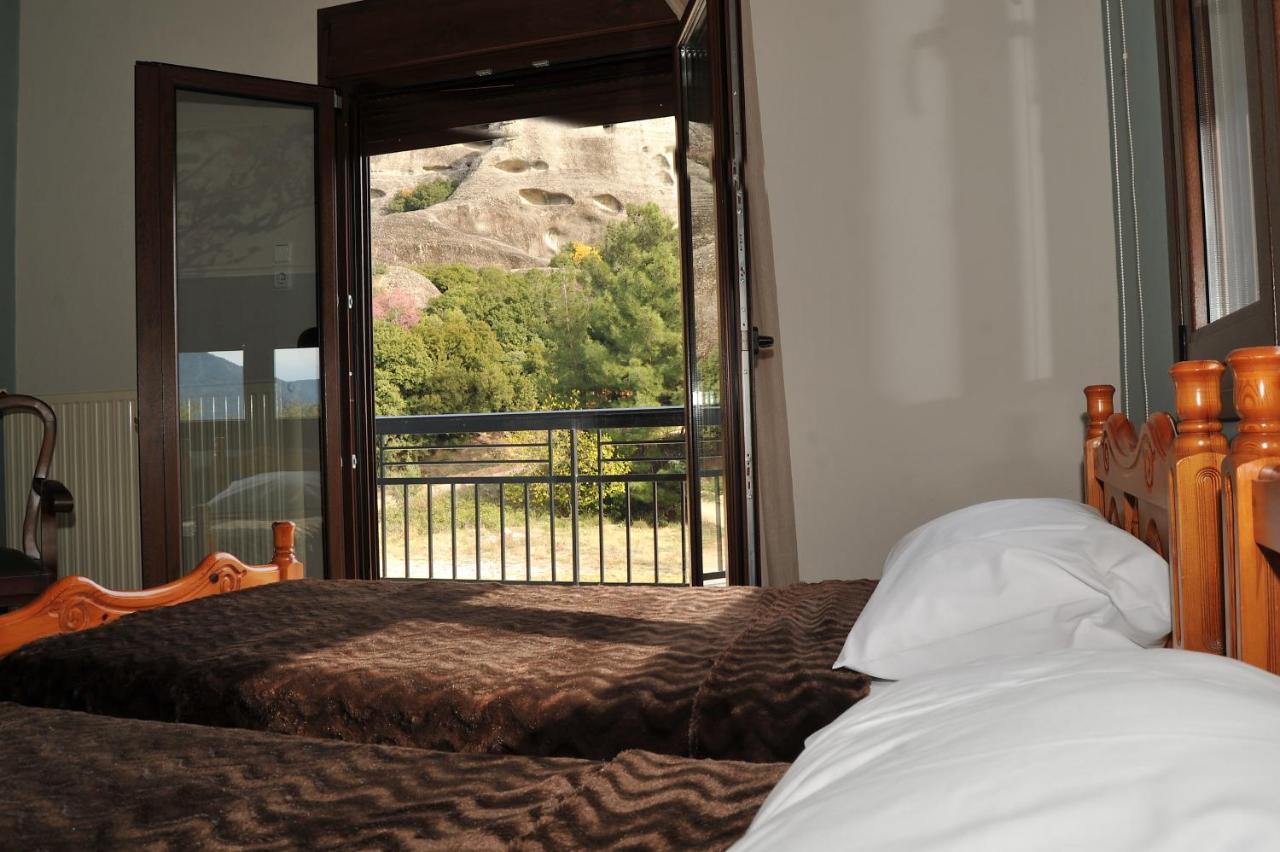Ananta House Villa Калампака Екстериор снимка